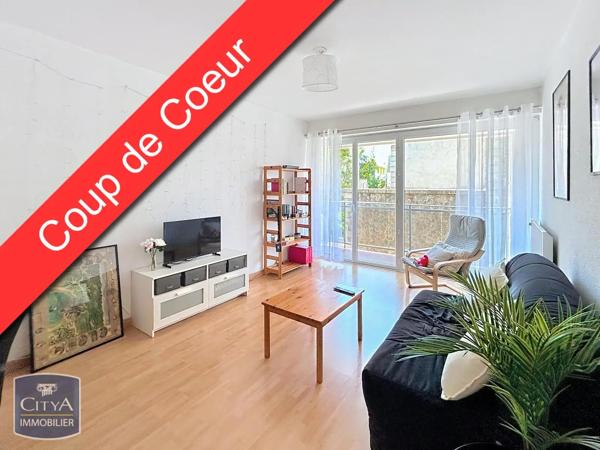 Appartement à louer 2 pièces 64.06m² Saint-Brieuc (22000)