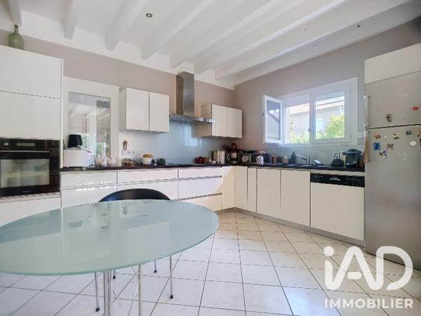 Maison à vendre 6 pièces 133,65 m² Tournon-sur-Rhône