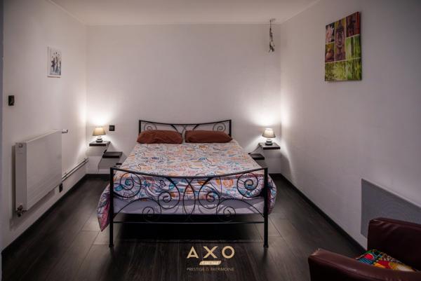 PUIMOISSON - MAISON DE VILLE - RÉNOVÉE - T8 - DEUX APPARTEMENTS - 168 m² - PISCINE - TERRAIN 1 260 m² -CONSTRUCTIBLE - TERRASSES - GARAGE - 355 000 