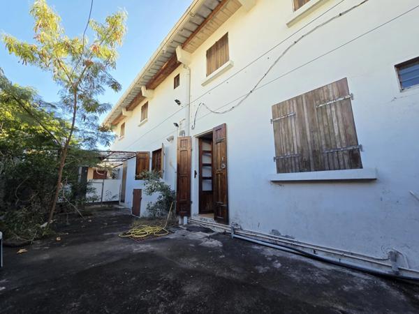 RARE – Grande Villa avec Dépendance – Centre-Ville au Calme