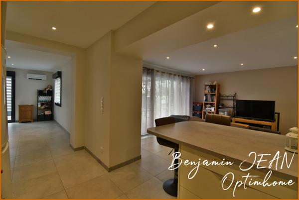 Maison f8 rénovée de 186m² à Valras-Plage, à proximité du centre-ville et au calme absolu