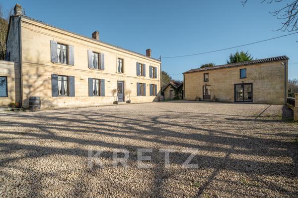 Domaine en Pierre avec Piscine, Écuries et Gîte