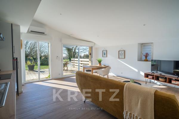 Domaine en Pierre avec Piscine, Écuries et Gîte