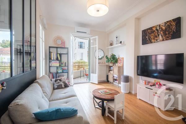 Appartement T2 à vendre  2 pièces - 58,21 m 2   NICE  - 06