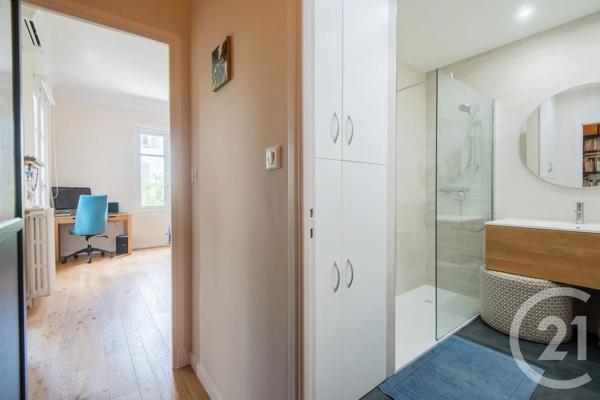 Appartement T2 à vendre  2 pièces - 58,21 m 2   NICE  - 06