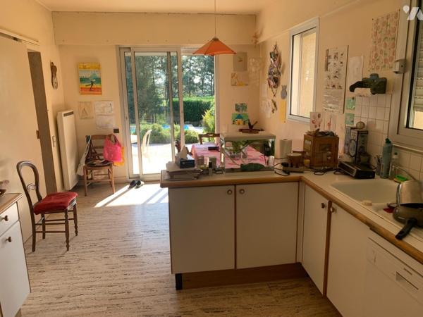 LISIEUX VIAGER OCCUPE Villa 200m², piscine, 5 chambres 