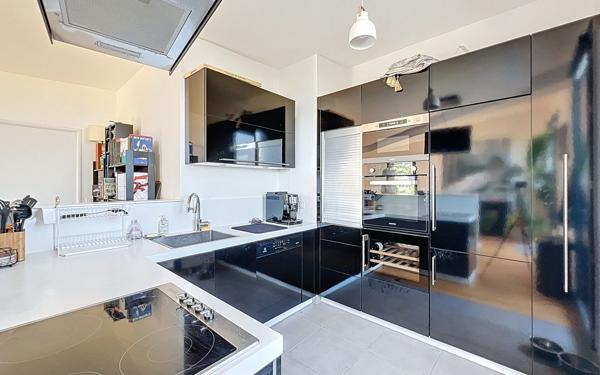 Appartement à vendre    5 pièces • 106,80 m2 Bry-sur-Marne