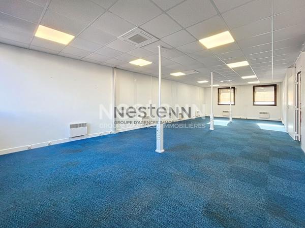 Bureaux Limoges centre ville, proximité gare des Bénédictins, Limoges 242 m2, 2 places de parking, ascenseur.