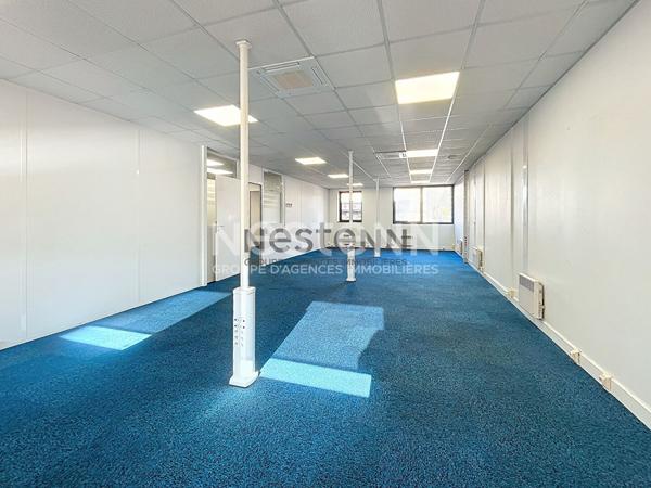 Bureaux Limoges centre ville, proximité gare des Bénédictins, Limoges 242 m2, 2 places de parking, ascenseur.