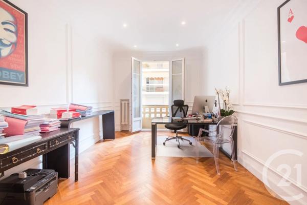 Appartement F6 à vendre  6 pièces - 131,90 m 2   NICE  - 06