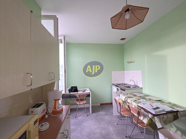 Appartement à louer Nantes : 1 pièces, 19m² avec 0 chambre(s) à 500€ - AJP Immobilier Nantes Sud