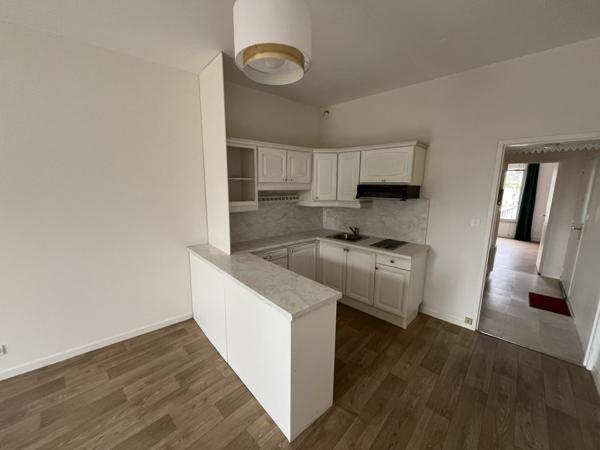 Appartement à louer |                                        LA ROCHELLE |                                        2 pièces  | 41 m²