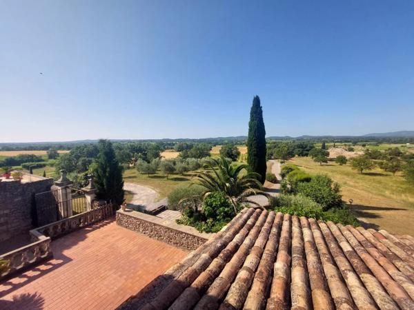 Mas en pierre à rénover – 317 m² habitables – 1,7 ha – Vue imprenable sur les Cévennes