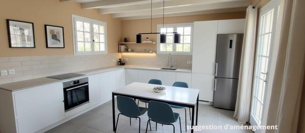 Mas en pierre à rénover – 317 m² habitables – 1,7 ha – Vue imprenable sur les Cévennes