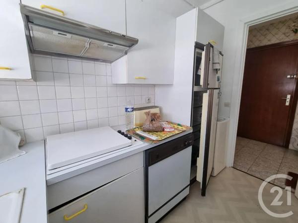 Appartement F2 à vendre  2 pièces - 52 m 2   ROQUEBRUNE CAP MARTIN  - 06
