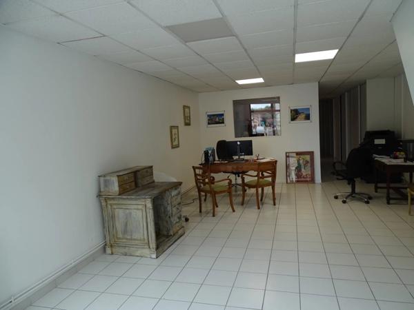 Location Local commercial 4 pièces 124 m2 à Langres