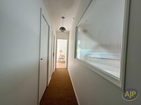 Maison à vendre Sautron - 6 pièces, 142m² avec 4 chambre(s) à 545 000€ - AJP Immobilier Sautron
