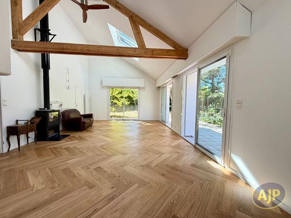 Maison à vendre Sautron - 6 pièces, 142m² avec 4 chambre(s) à 545 000€ - AJP Immobilier Sautron