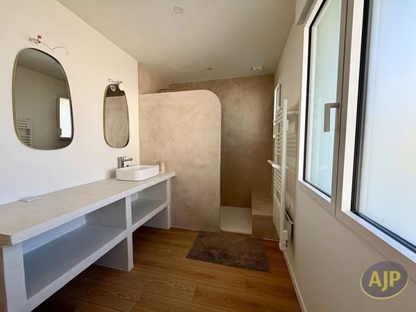 Maison à vendre Sautron - 6 pièces, 142m² avec 4 chambre(s) à 545 000€ - AJP Immobilier Sautron