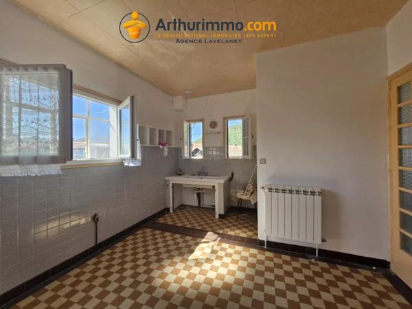 Vente                                                      Maison
                        
                     5 pièces                      127 m2                     à Lavelanet