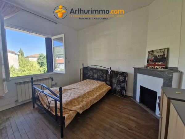 Vente                                                      Maison
                        
                     5 pièces                      127 m2                     à Lavelanet