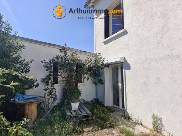 Vente                                                      Maison
                        
                     5 pièces                      127 m2                     à Lavelanet