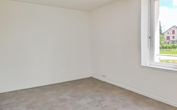 Appartement à louer    4 pièces •  Razac-sur-l'Isle