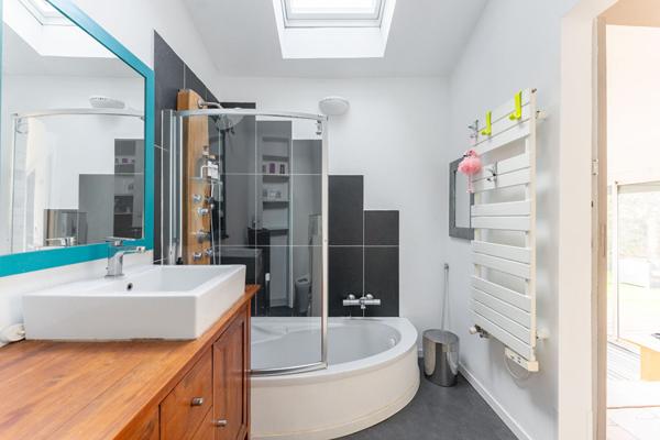 PROCHE SAINT BARNABÉ : Maison 4 pièces 112m2 + jardin de 90m2