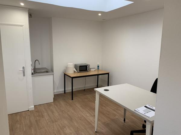 Location Local commercial31 m² - FACHES THUMESNIL (59155)