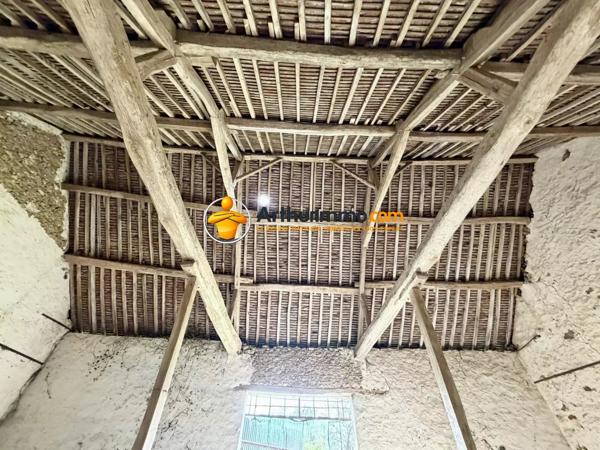 Vente                                                      Ferme
                        
                     1 pièces                                         à La Ferté-Gaucher