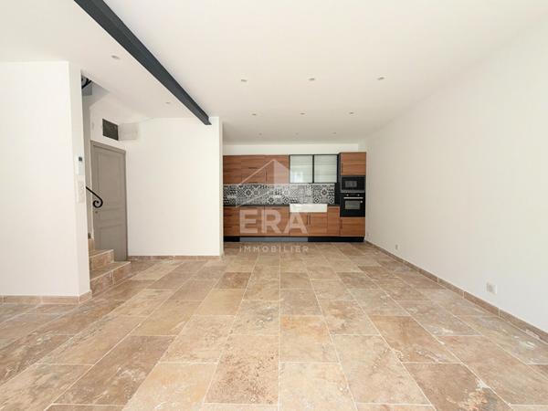 A VENDRE 84120 PERTUIS MAISON DE VILLE TYPE 4 PIECES D'ENVIRON 85M² AVEC CAVE