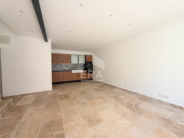A VENDRE 84120 PERTUIS MAISON DE VILLE TYPE 4 PIECES D'ENVIRON 85M² AVEC CAVE