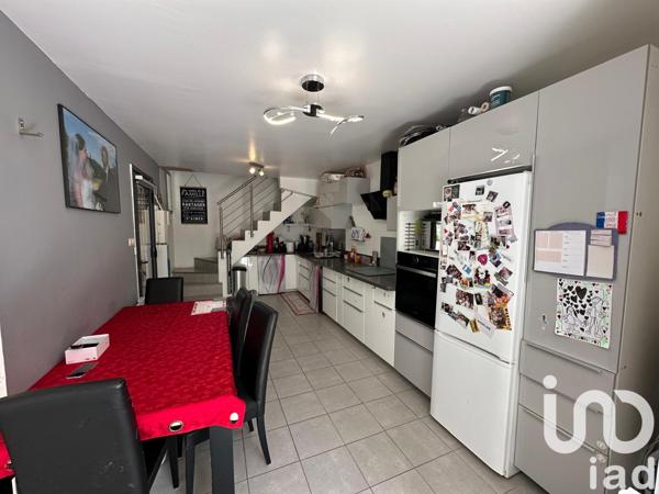 Maison à vendre 4 pièces 75 m² Venelles