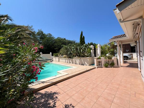 Gujan-Mestras - Maison de 4 pièces avec piscine