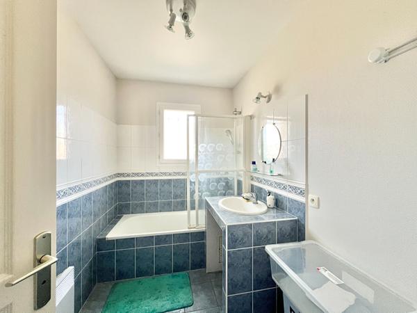Gujan-Mestras - Maison de 4 pièces avec piscine