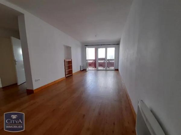 Appartement à louer 4 pièces 94.6m²