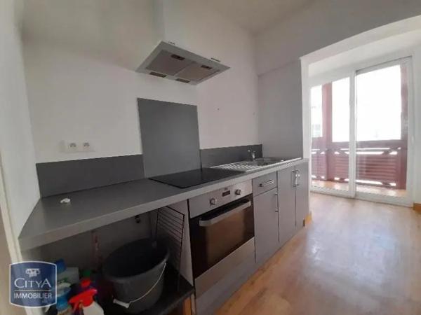 Appartement à louer 4 pièces 94.6m²