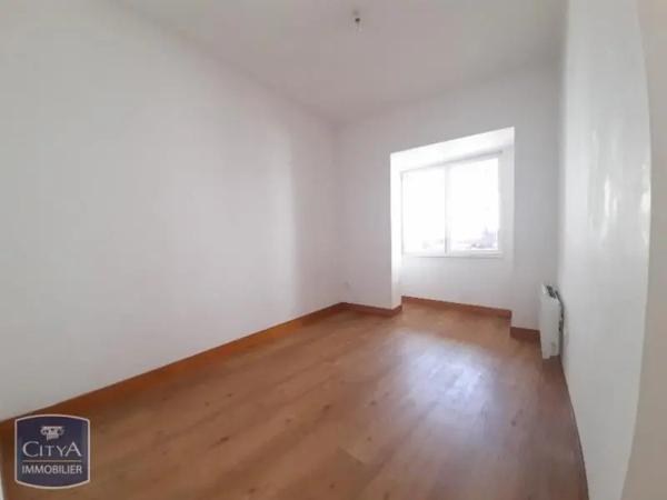 Appartement à louer 4 pièces 94.6m²