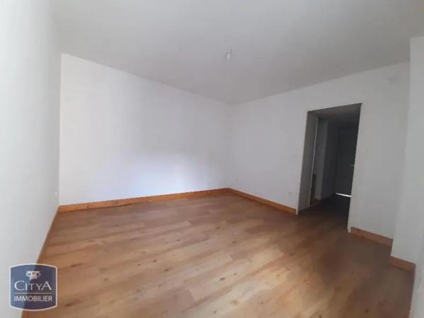 Appartement à louer 4 pièces 94.6m²