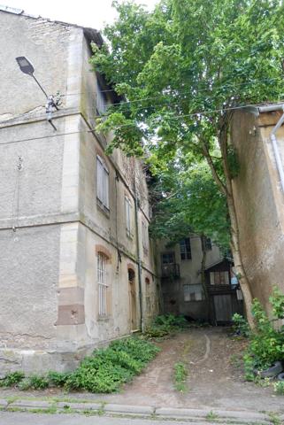 IMMEUBLE 1500 M2 SUR 3 NIVEAUX