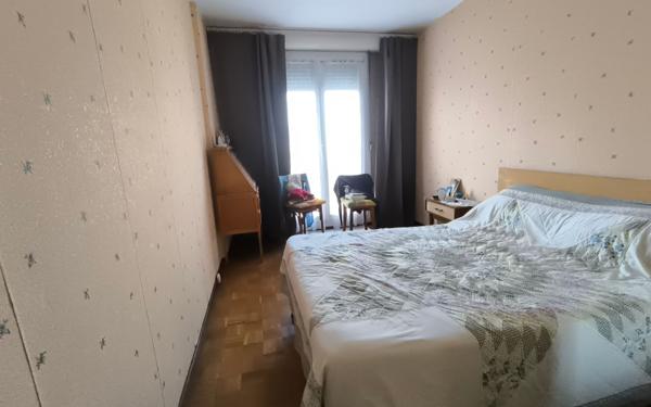 Appartement à vendre    4 pièces • 77 m2 Saint-Gratien