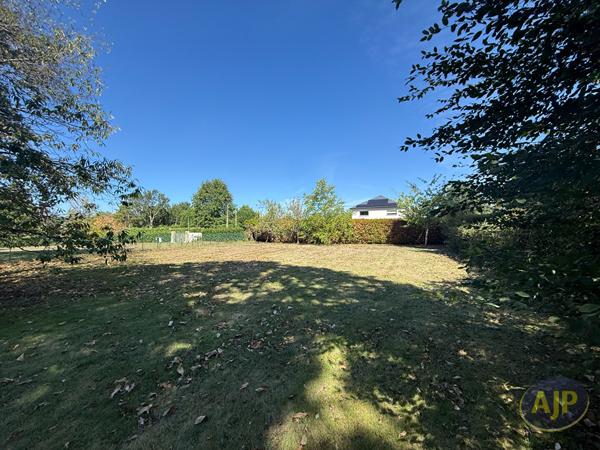 Terrains à vendre Sautron : surface de 1315 m2 à 468 000€ - AJP Immobilier Sautron