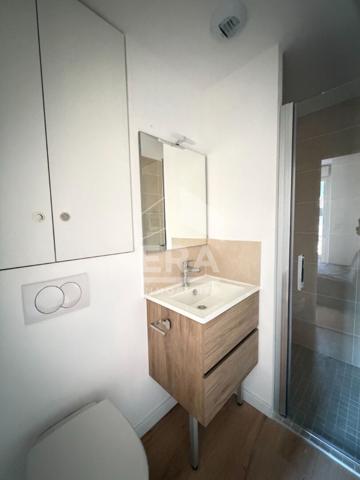 Studio à louer à Lons-le-Saunier, quartier Gare - Préfecture - Salines