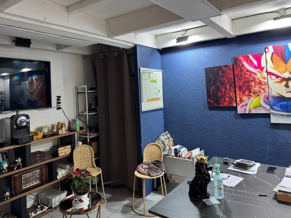 Secteur Cannes Tourrades - Bail sur Local Commercial de 370m 2 à Céder