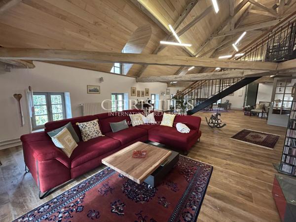 A VENDRE MAGNIFIQUE PROPRIÉTÉ CHARENTAISE ENTIÈREMENT RÉNOVÉE