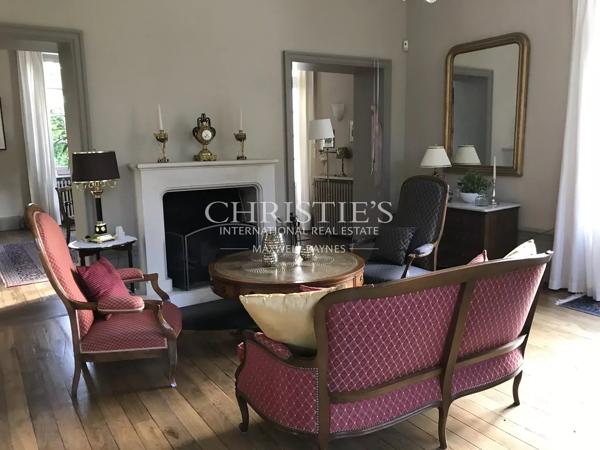 A VENDRE MAGNIFIQUE PROPRIÉTÉ CHARENTAISE ENTIÈREMENT RÉNOVÉE