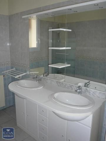 Maison à louer 4 pièces 78.82m² Sarlat-la-Canéda (24200)