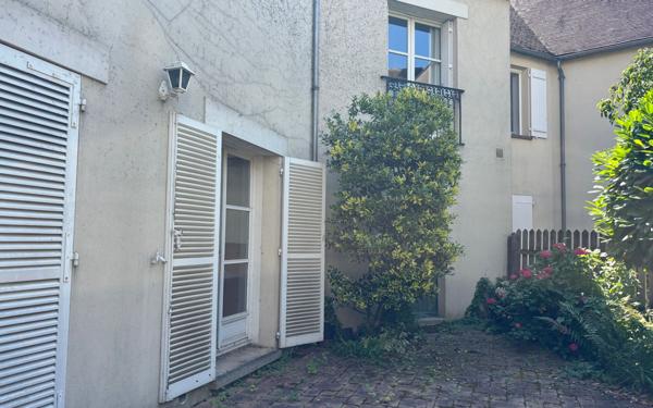 Maison à vendre    7 pièces •  Auxerre