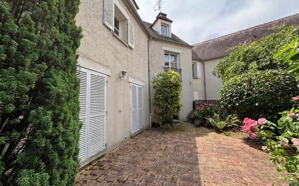 Maison à vendre    7 pièces •  Auxerre