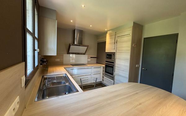 Maison à vendre    7 pièces •  Auxerre